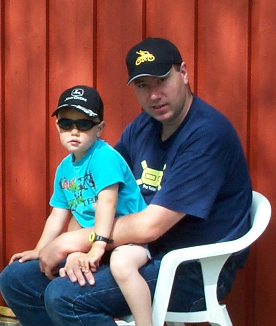 Ron_Son.jpg (68754 bytes)